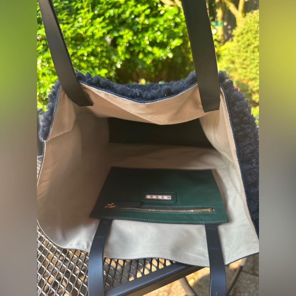Marni Green and Black Tote Bag - Picture 12 of 13
